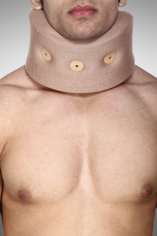 587-eyelet collar